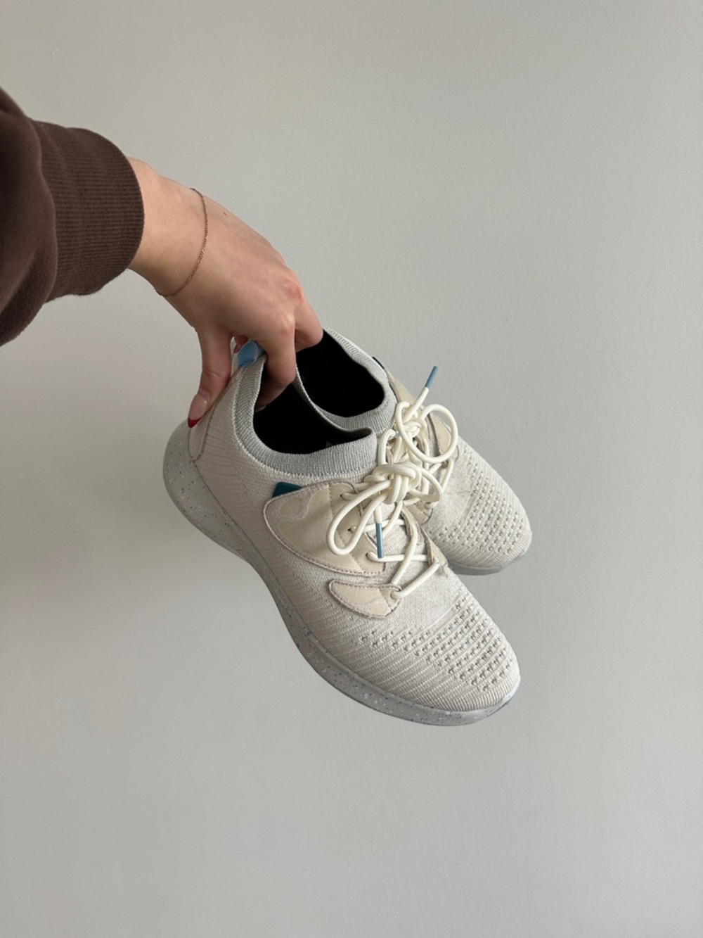 VESSI Women’s waterproof Knit Sneakers